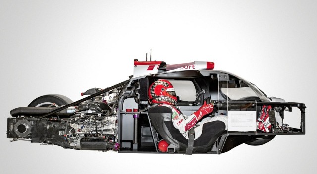 Audi R18 e-tron quattro (3).jpg